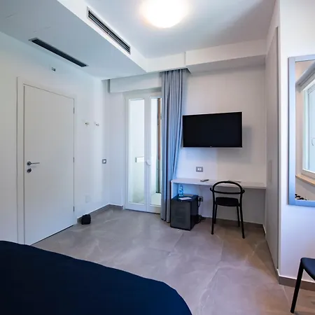 Le Relais Du Lierre Hotel Poggio  Room photo