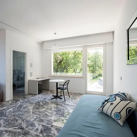 Le Relais Du Lierre Hotel Poggio  Room photo